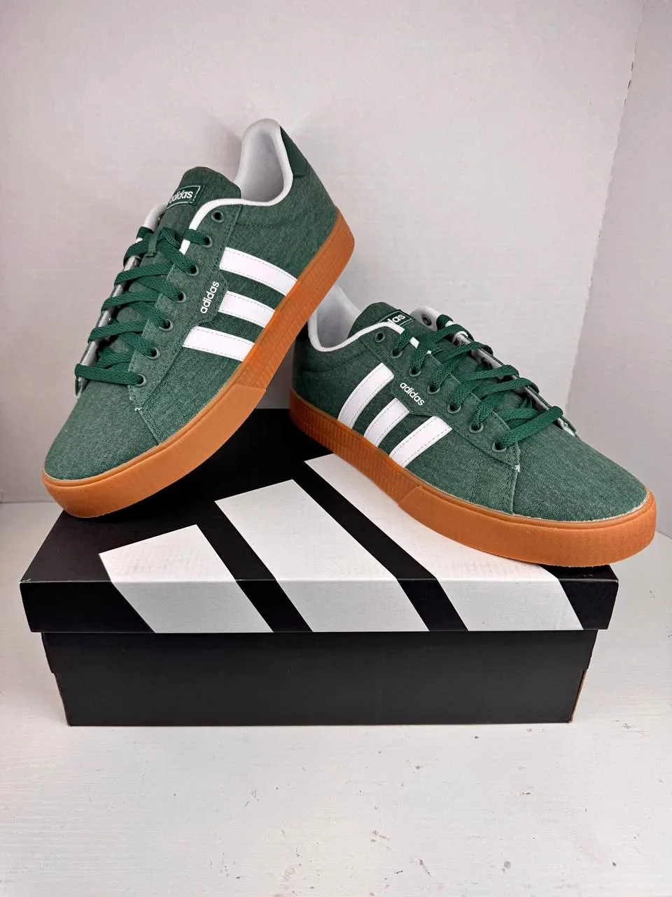 NWT Adidas Daily 3.0 Green Skate Shoes Men 10.5 Women 12 thumbnail