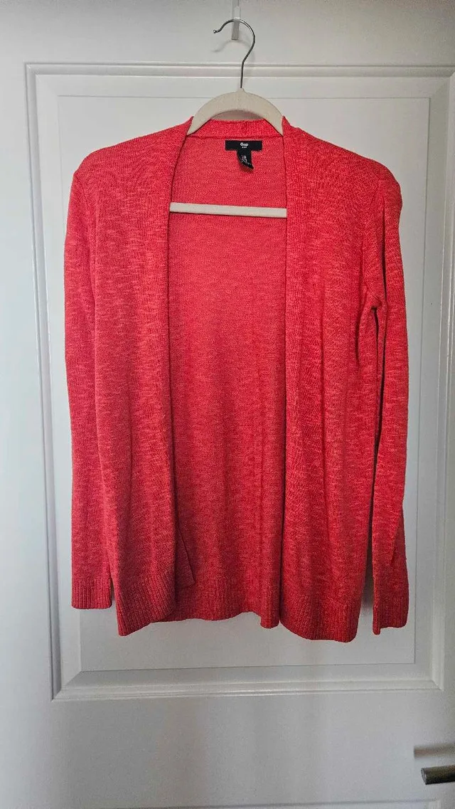 NEGOTIABLE - Gap Cardigan Sweater, Coral color, XS to S (2-4)