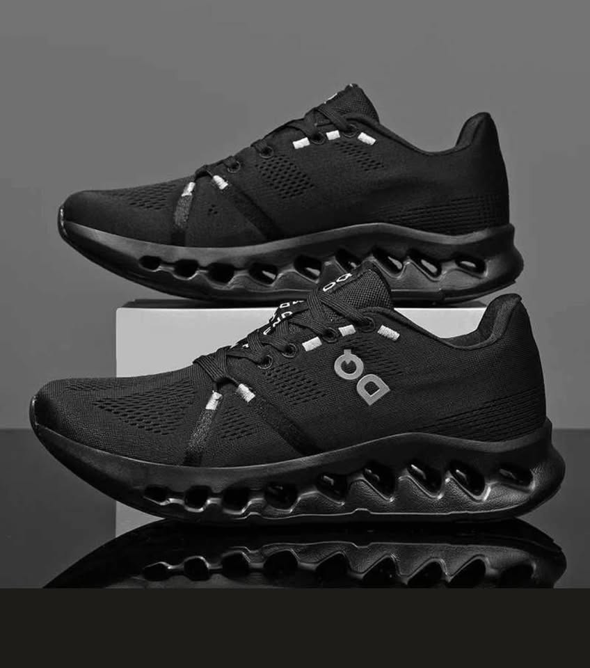 NEW Unisex 9.5 Men 11 Women Running Shoes Black Sneakers