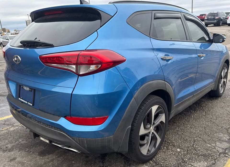 2016 Hyundai Tucson Limited Sport Utility 4D - photo 2