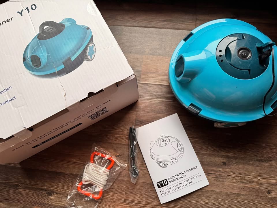 Pool Cleaner Robot - photo 4
