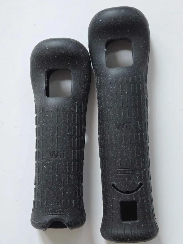 Nintendo Wiimote Sleeves/Cover Black image indicator(2)