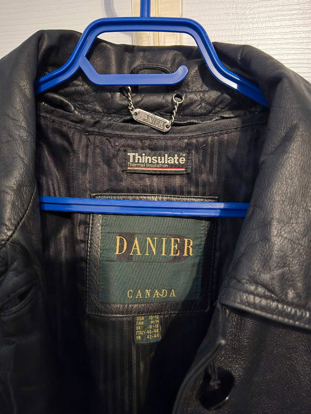 Danier Leather Canada Leather Jacket Medium - photo 4