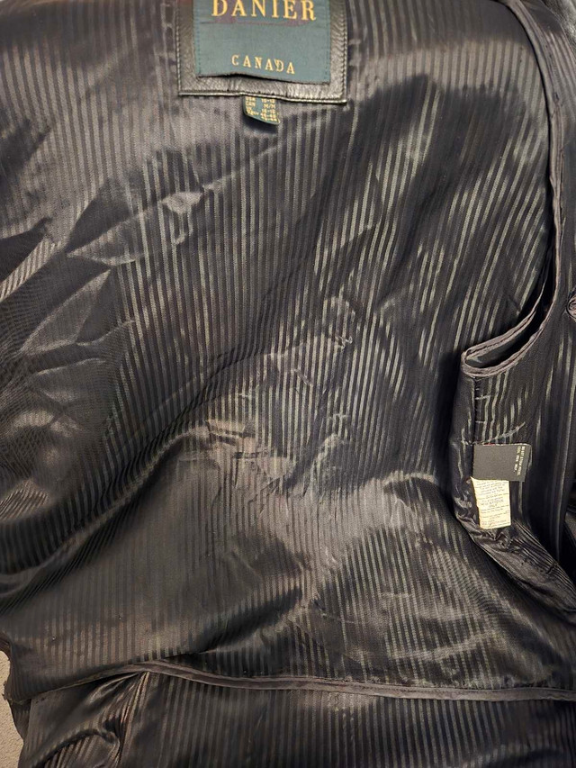 Danier Leather Canada Leather Jacket Medium - photo 5