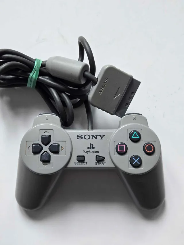 Sony PlayStation 1 Controller Gray thumbnail