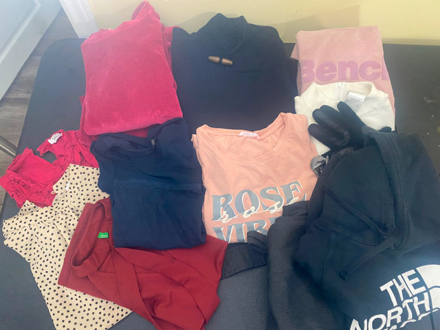 Women’s clothes sizes Small and Medium - take all - photo 3
