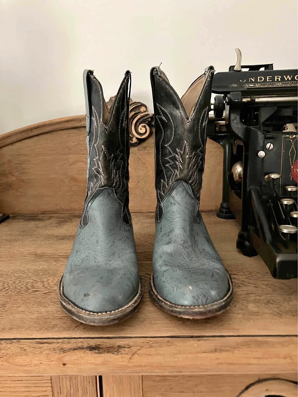 Vintage Kids Cowboy Boots approx size 13