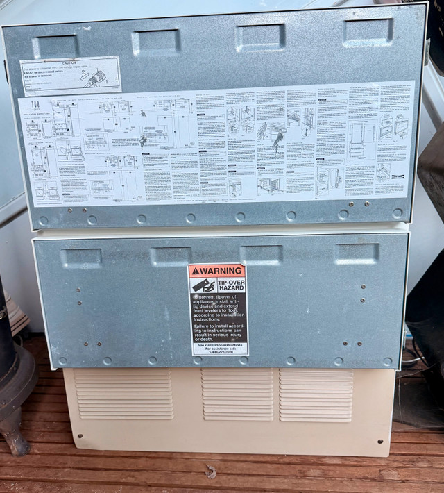 Sub-Zero 700BR Double-Drawer Fridge