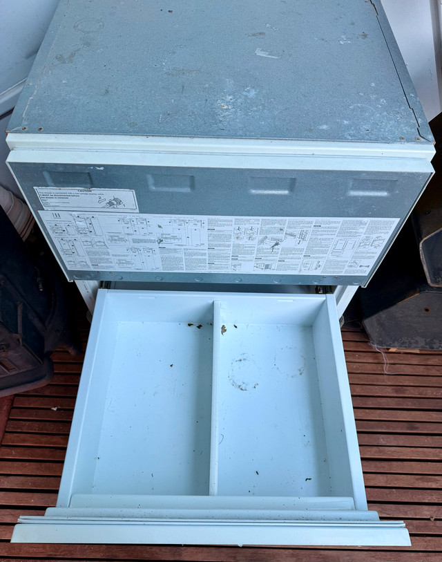 Sub-Zero 700BR Double-Drawer Fridge - photo 3
