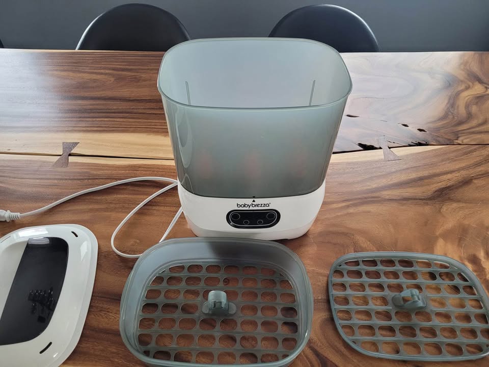Baby Brezza sterilizer - photo 3