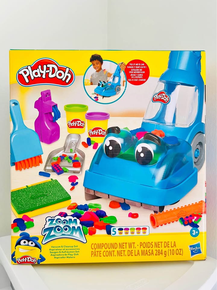 BNIB Play-Doh Vacuum