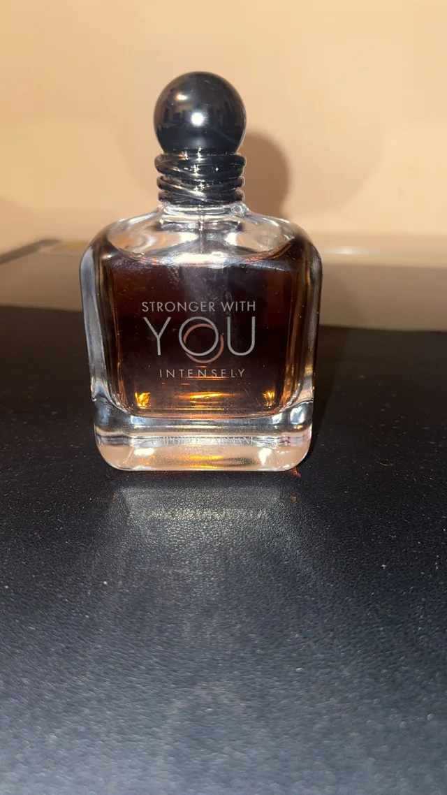 Armani Stronger With You Intensely image indicator(2)