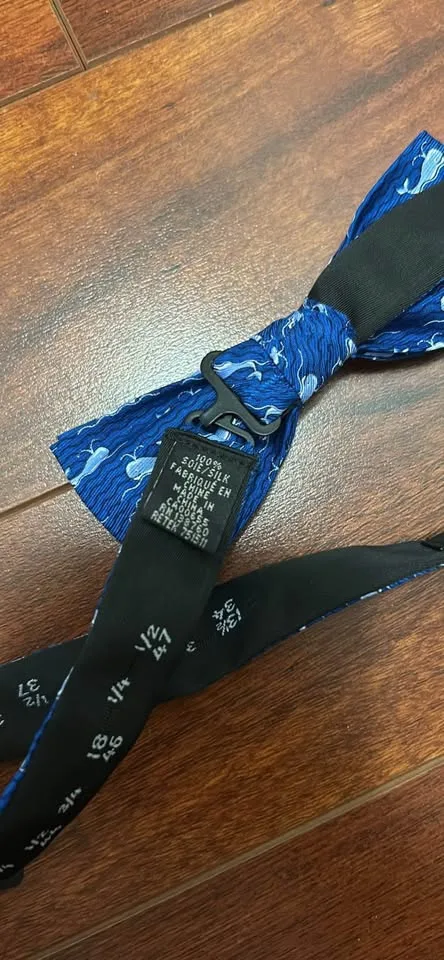 Whale Bow Tie image indicator(3)