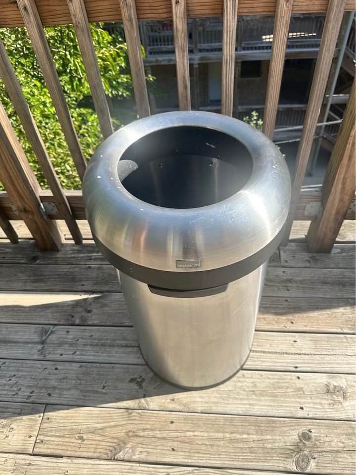 16 Gallon Garbage Can - Need Gone! - photo 2