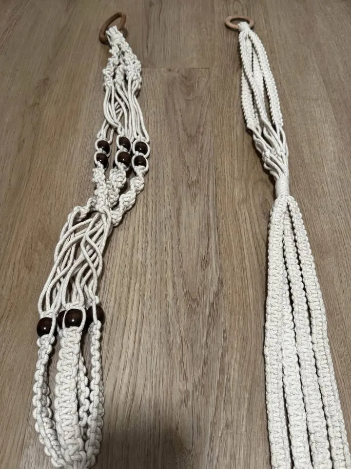 Macrame Hanging Planters image indicator(2)