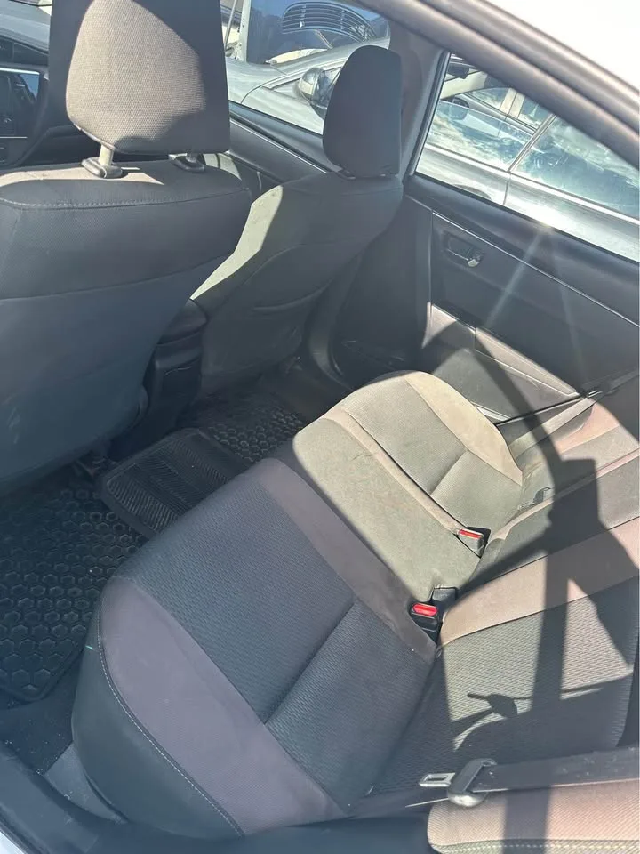 2017 Toyota Corolla image indicator(5)