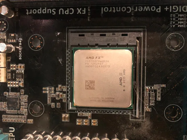 ASUS M5A99FX PRO R2.0 Motherboard + AMD FX-8350 CPU Combo image indicator(5)