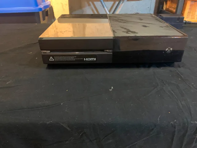 Microsoft Xbox One (500gb) thumbnail