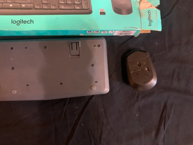 Logitech MK235 Wireless Keyboard/Mouse image indicator(7)