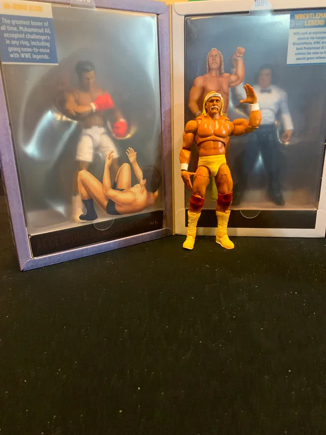 Mattel’s WWE Ultimate Edition “The Greatest of All Time” 3-Pack image indicator(5)