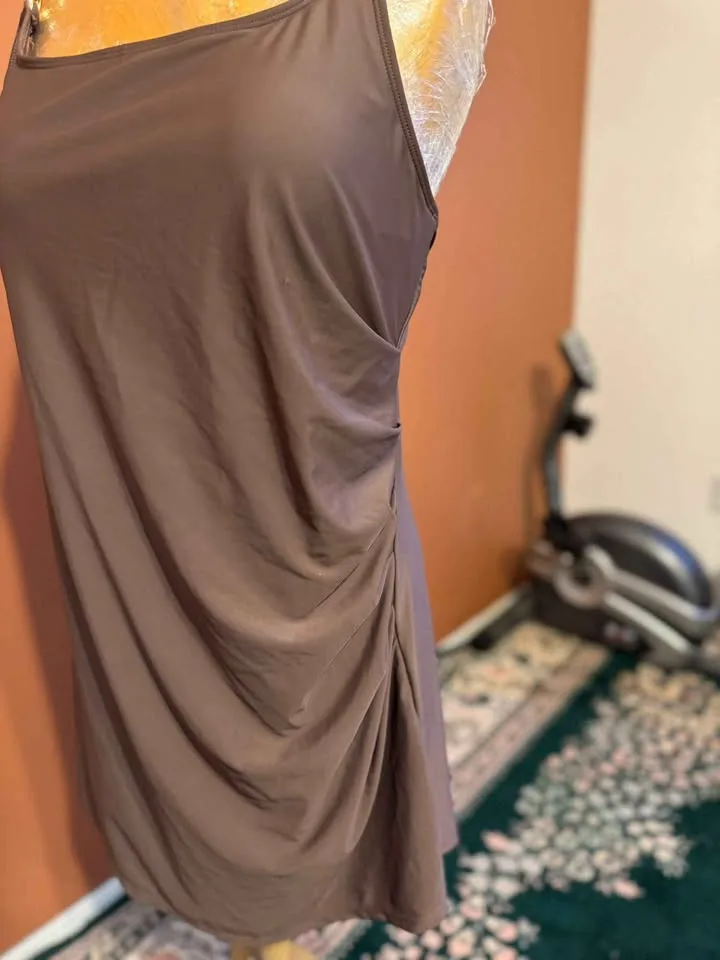 Brand New Elegant Brown Dress – Size XL image indicator(2)