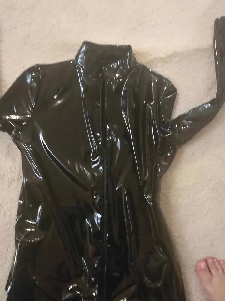 🖤 Halloween | Brand New Black Shiny Bodysuit – Size L - XL image indicator(2)