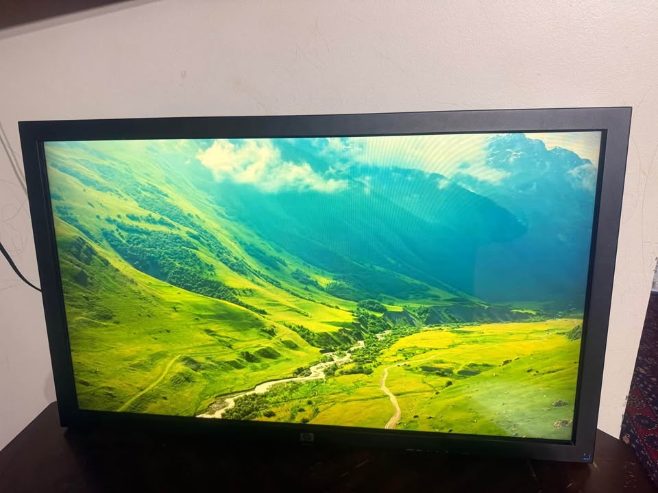 46” HP monitor - photo 2
