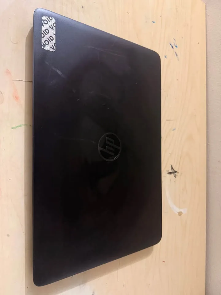 HP EliteBook 850 i5 image indicator(7)