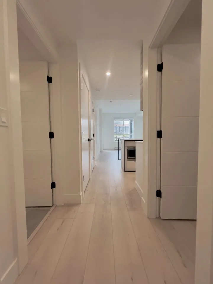 1 Bed 1 Bath Apartment For Rent image indicator(4)