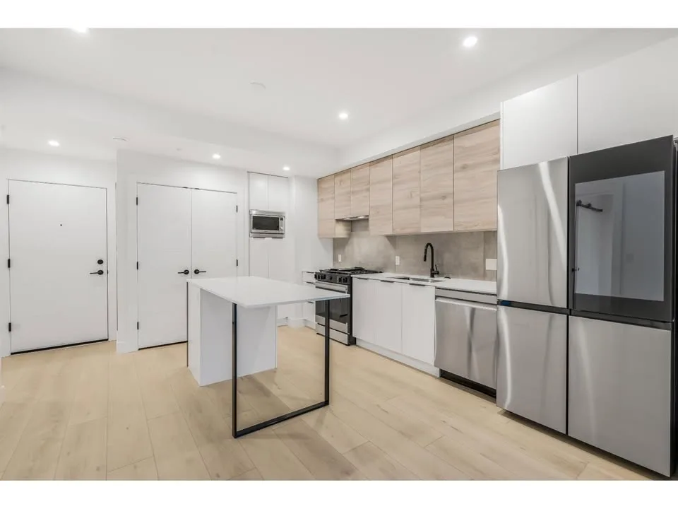 2 Beds 2 Baths Apartment FOR RENT image indicator(3)