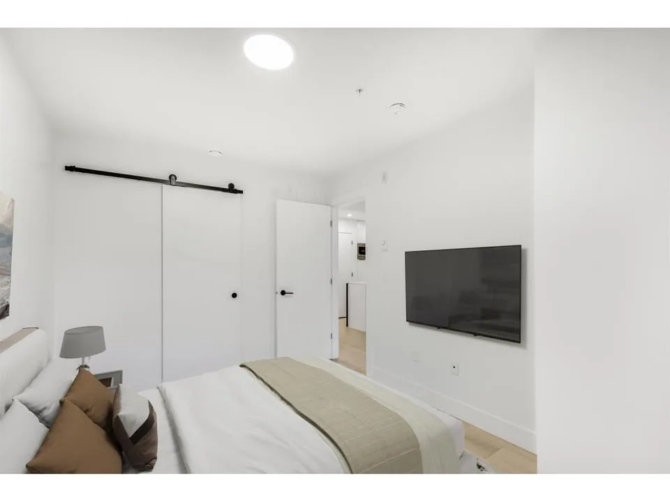 2 Beds 2 Baths Apartment FOR RENT image indicator(10)