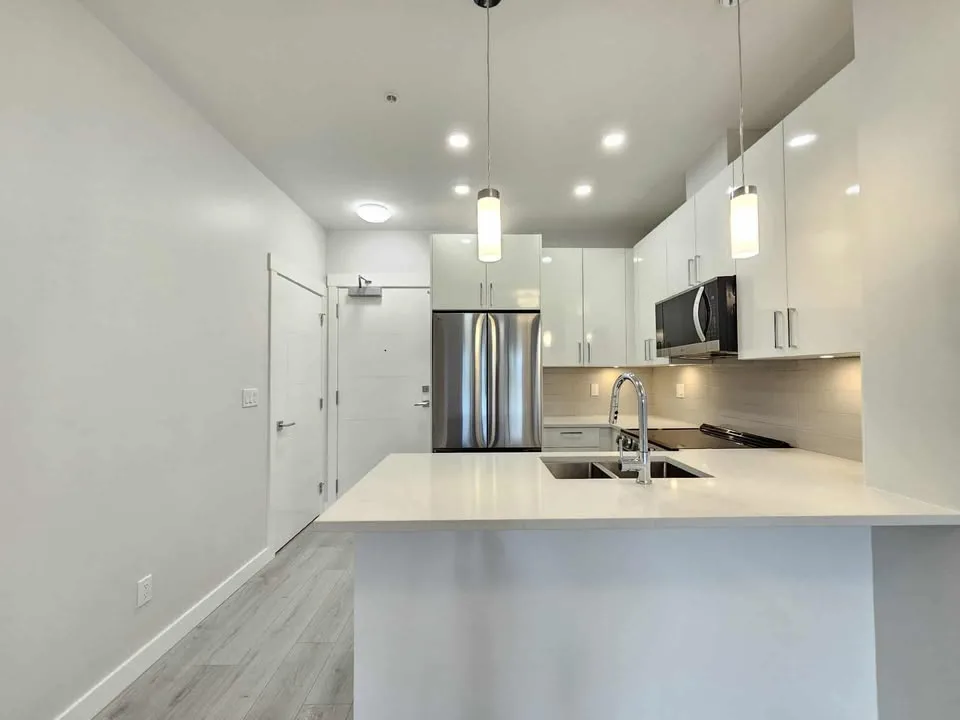 1 Bed 1 Bath - Apartment image indicator(3)