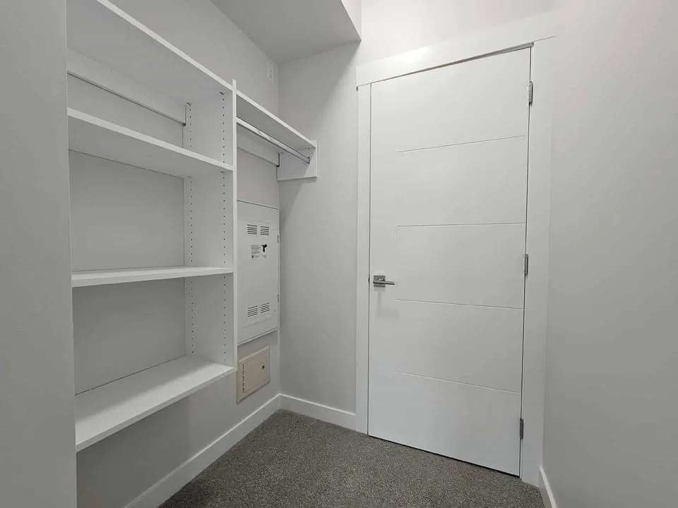 1 Bed 1 Bath - Apartment image indicator(7)