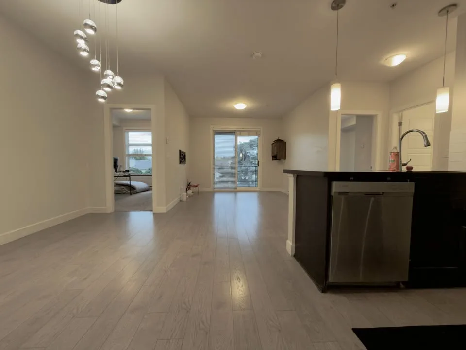 2 Beds 2 Baths - Apartment image indicator(6)