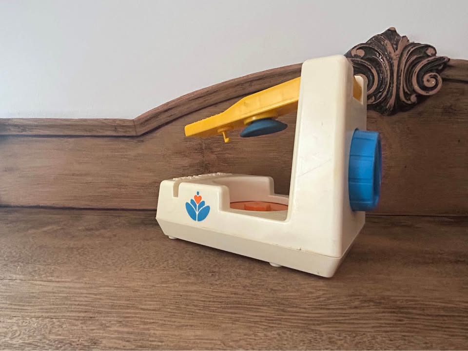 Vintage Fisher-Price Fun With Food Pop Top Can Opener - photo 3