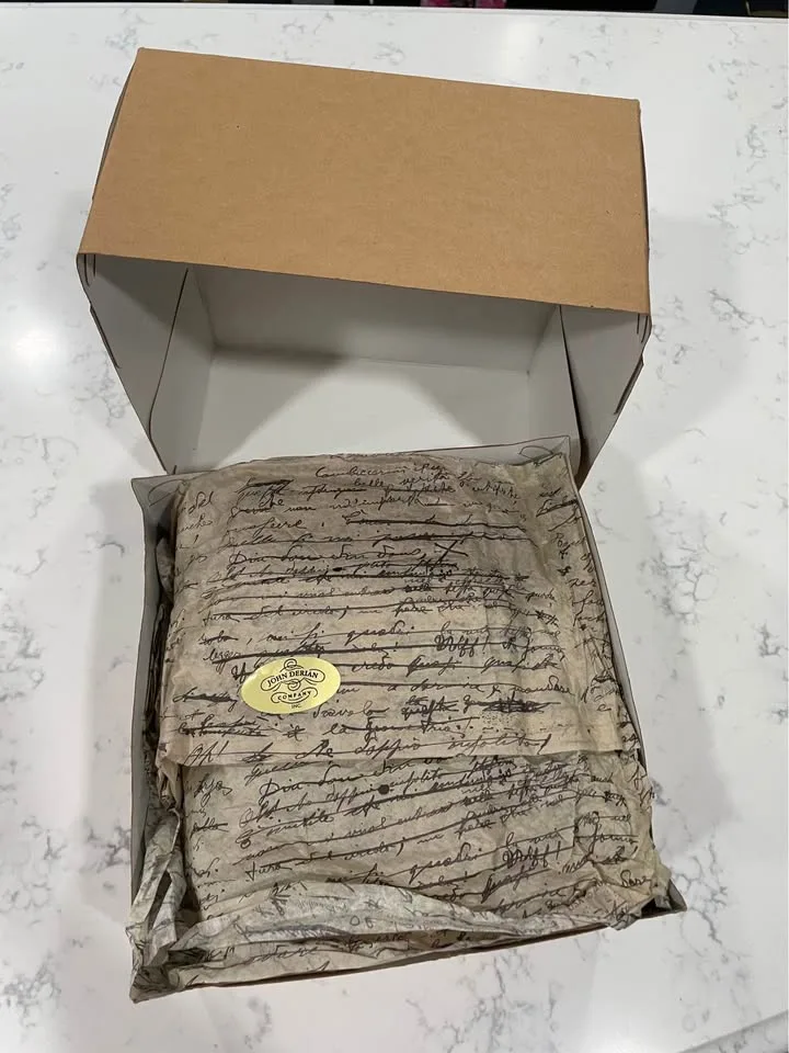 An Original John Derian candle cake image indicator(4)