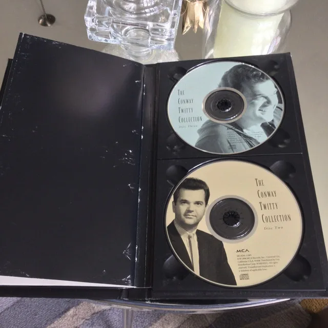 THE CONWAY TWITTY COLLECTION BOX SET (4 CDs) image indicator(4)