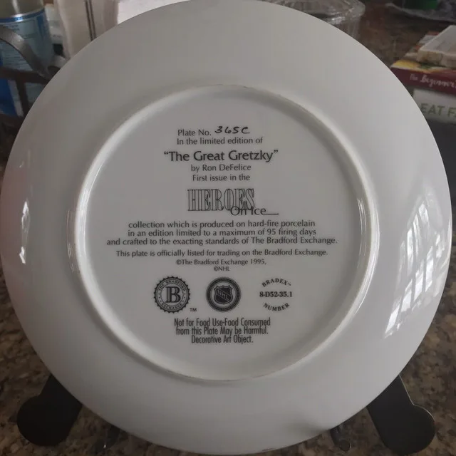 Heroes On Ice Plate Series (Wayne Gretzky) image indicator(2)