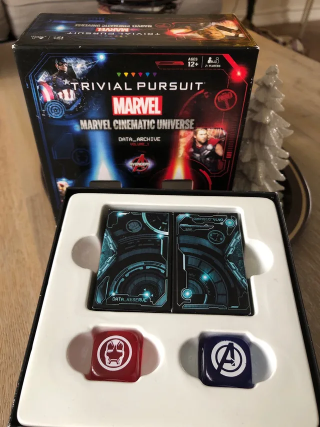 Marvel Trivial Pursuit image indicator(3)