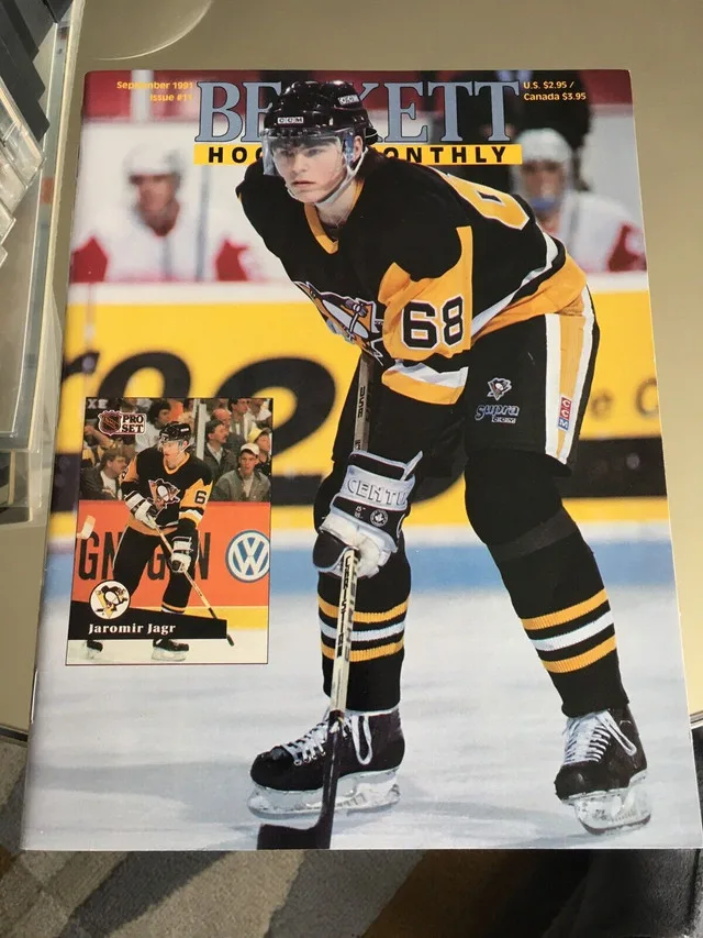 Beckett Hockey Monthly Magazines $5 ea. image indicator(8)