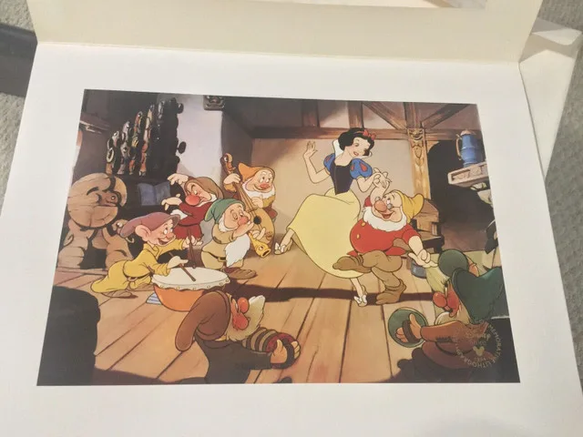 Snow White & The Seven Dwarfs Vintage Lithograph image indicator(5)
