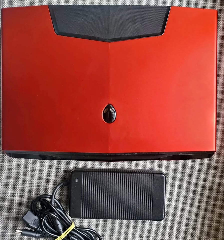 Alienware M18X R1 Gaming Laptop PC