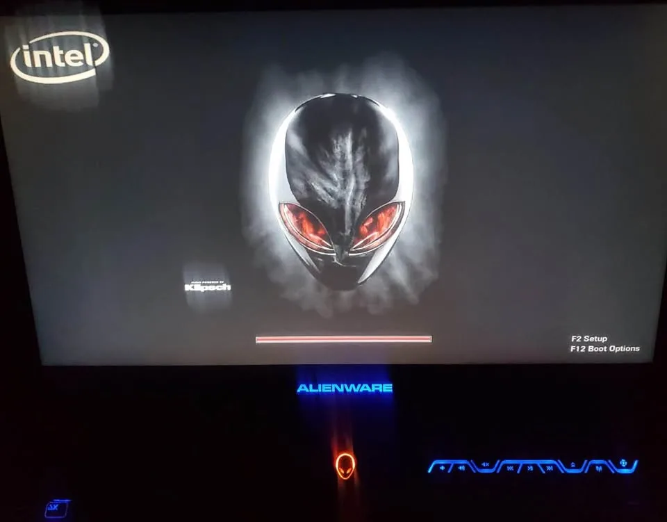 Alienware M18X R1 Gaming Laptop PC image indicator(5)