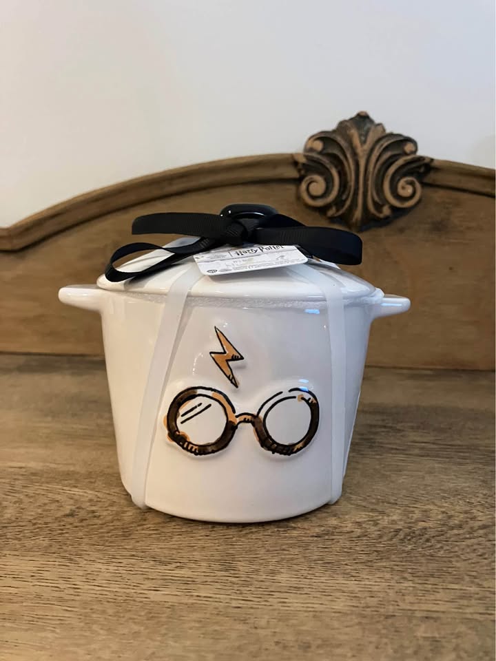 Rae Dunn Harry Potter Double Sided Mini Crock - photo 2