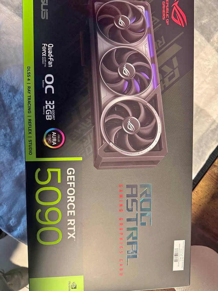 RTX 5090 ROG Astral Graphics Card