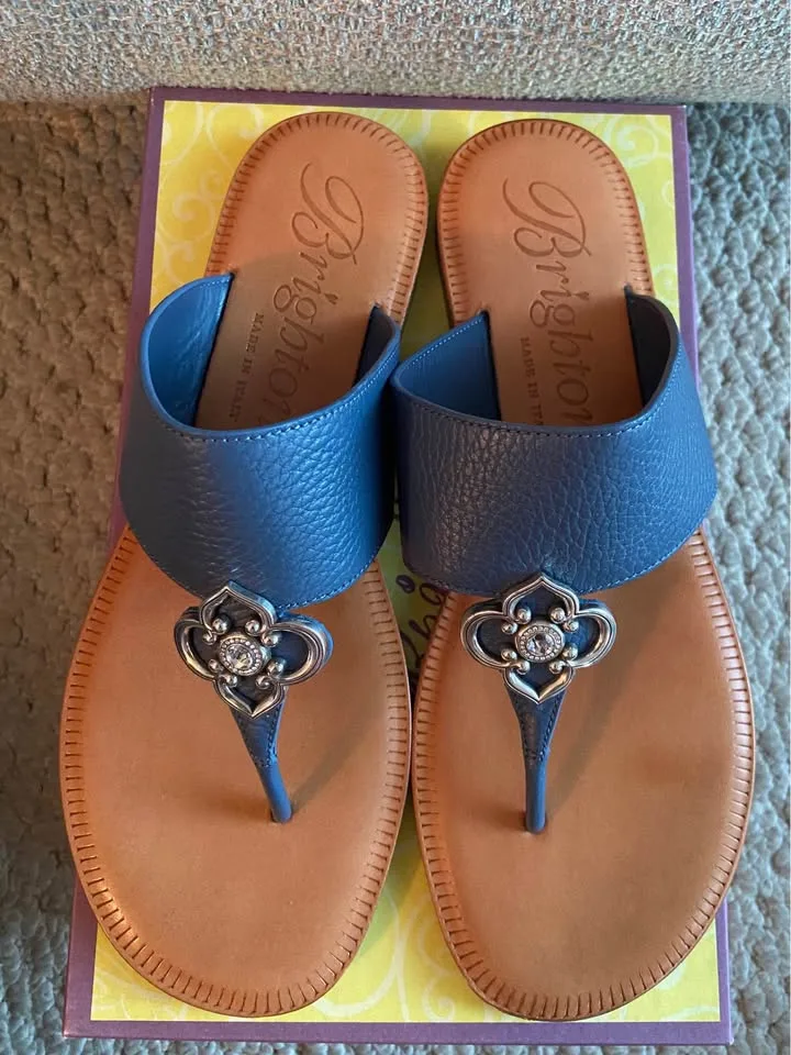 Women’s Brighton Leather Sandals, size 9. *New in Box! image indicator(5)