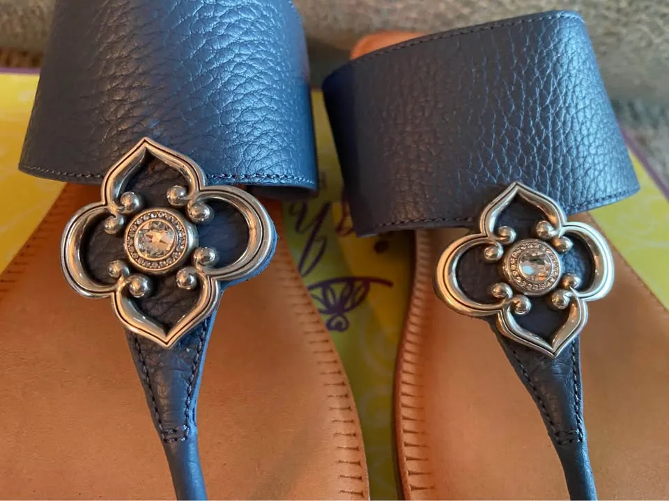 Women’s Brighton Leather Sandals, size 9. *New in Box! image indicator(7)