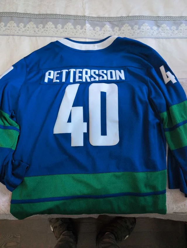 Canucks Pettersson Jersey thumbnail