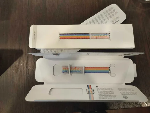 official apple watch pride edition sport loop. 41mm image indicator(2)