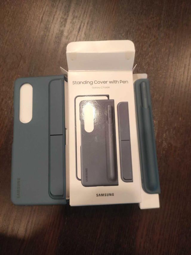 Samsung Galaxy Z Fold 4 Standing Cover with Pen